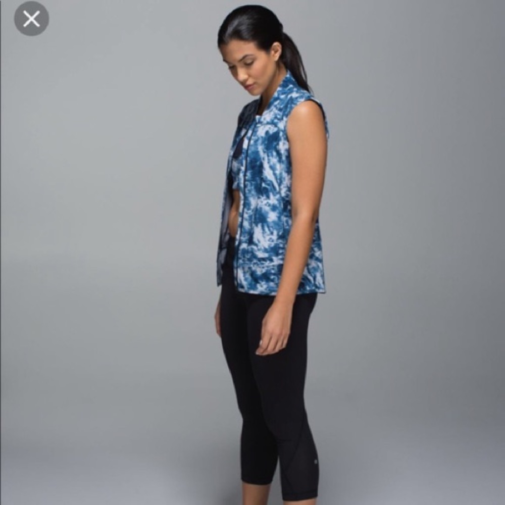 Lululemon light speed vest